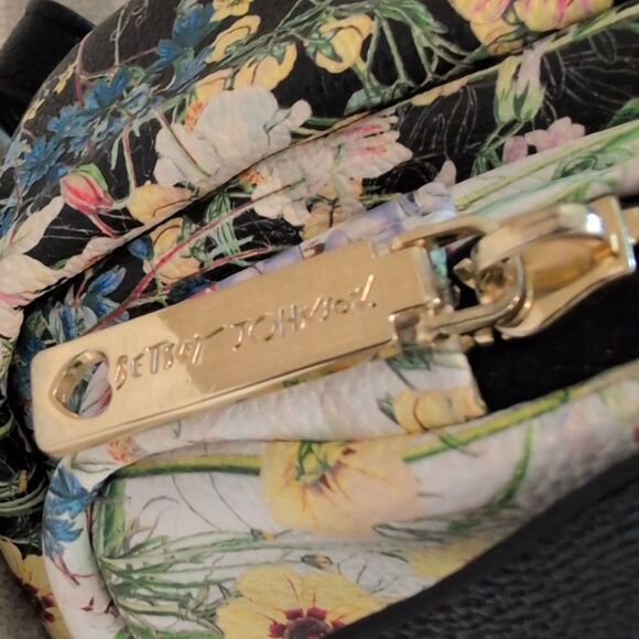 Betsy Johnson Black Floral Dog Mini Kitsch Backpack - Picture 2 of 12